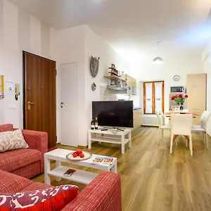 Apartment Lady Camollia, Siena