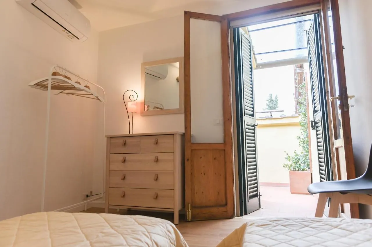 Apartament Un Terrazzo Sulla Magia Siena